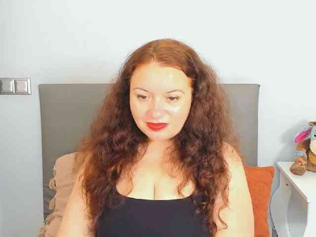ElisabethAmore webcam