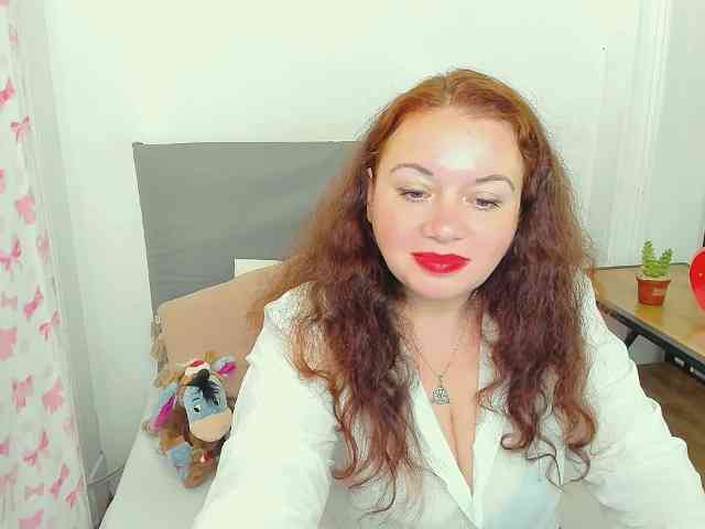 ElisabethAmore webcam