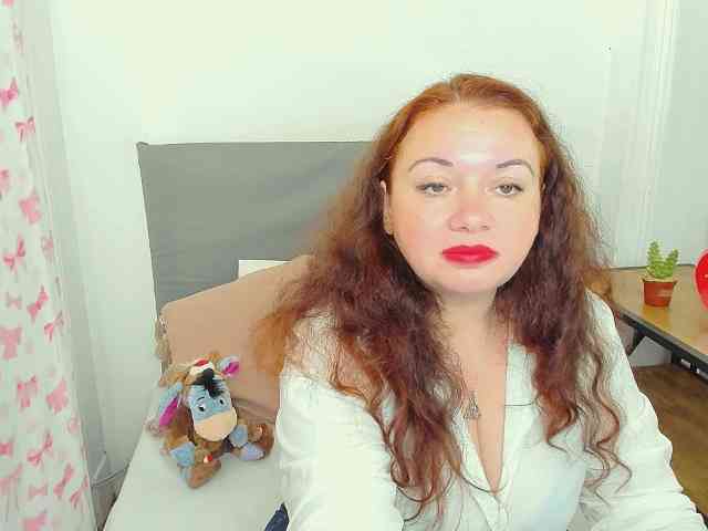 ElisabethAmore webcam