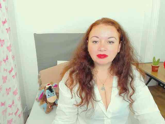 ElisabethAmore webcam