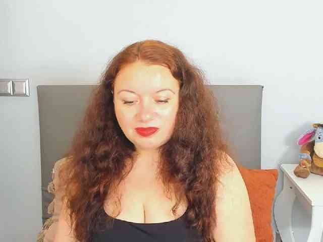 ElisabethAmore webcam