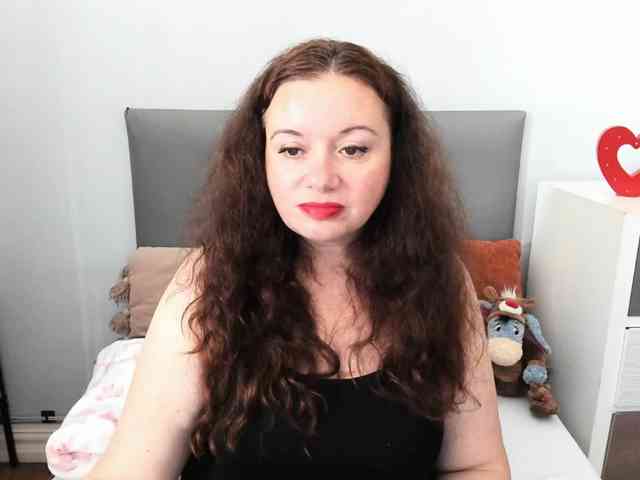 ElisabethAmore webcam
