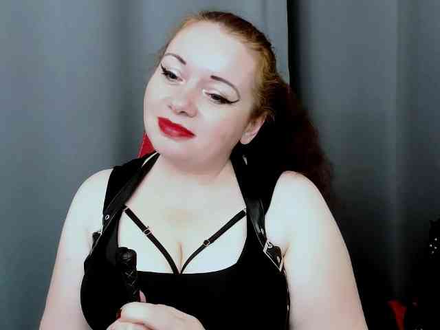 Model: MistressElisabeth