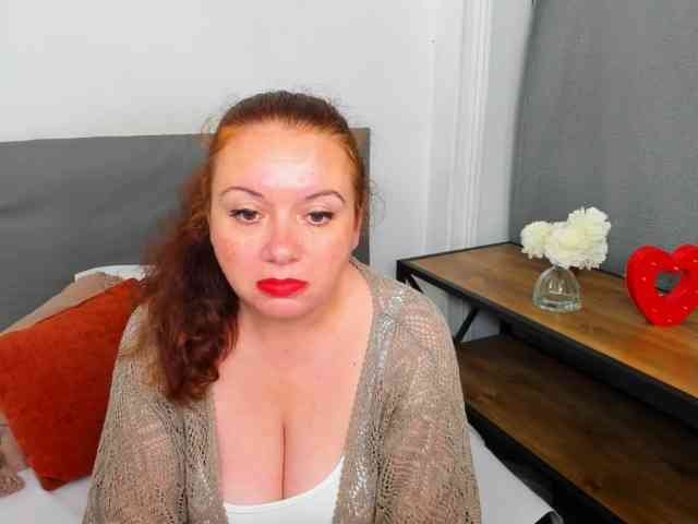ElisabethAmore webcam
