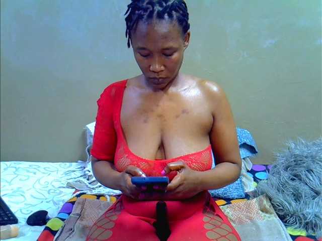 BigAss-Sexlover live cam on BongaCams