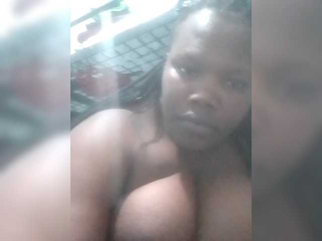 Preview of sexxy-boobs