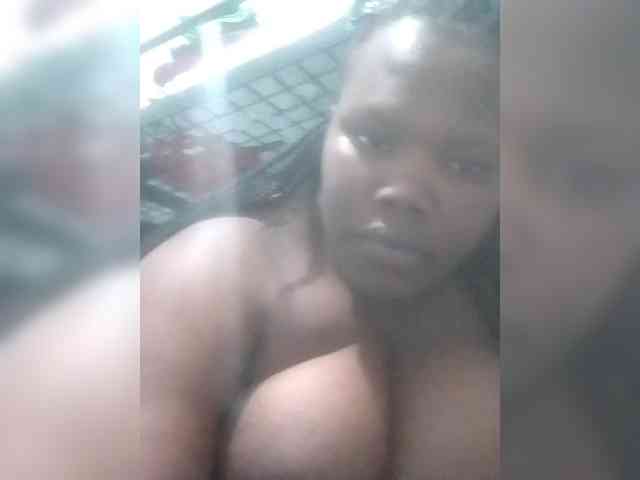 Sexxy-boobs webcam