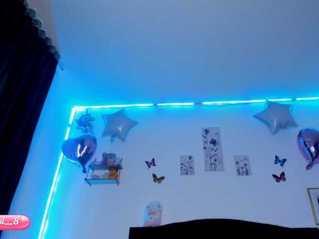lauureen live cam on BongaCams