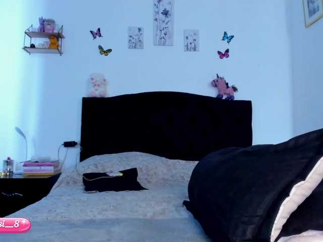 lauureen live webcam show