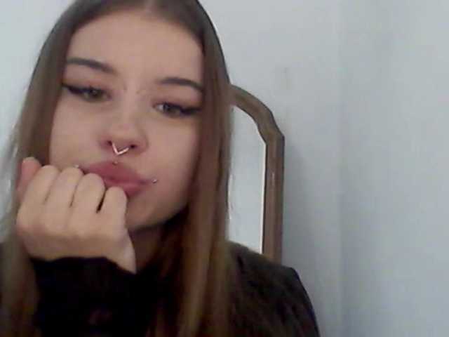MollyLolly live cam on BongaCams