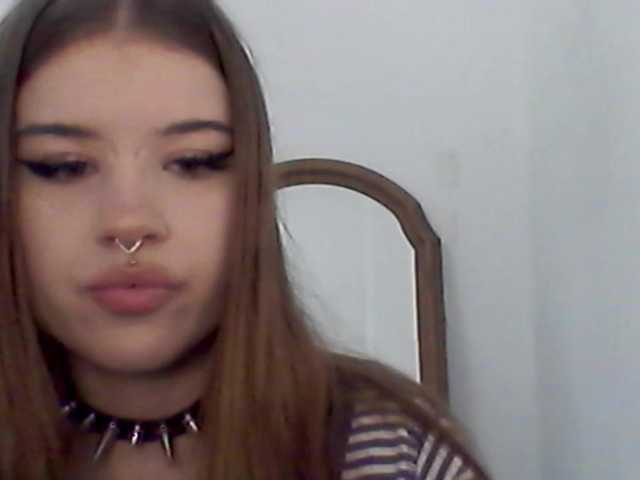 MollyLolly live cam on BongaCams