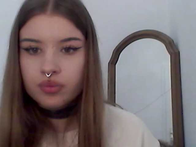 MollyLolly live cam on BongaCams
