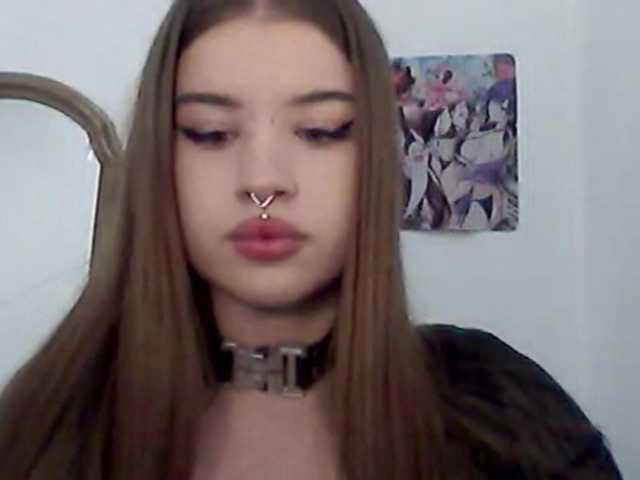 MollyLolly live cam on BongaCams