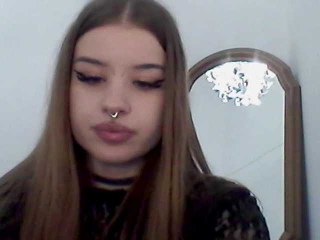 MollyLolly live cam on BongaCams