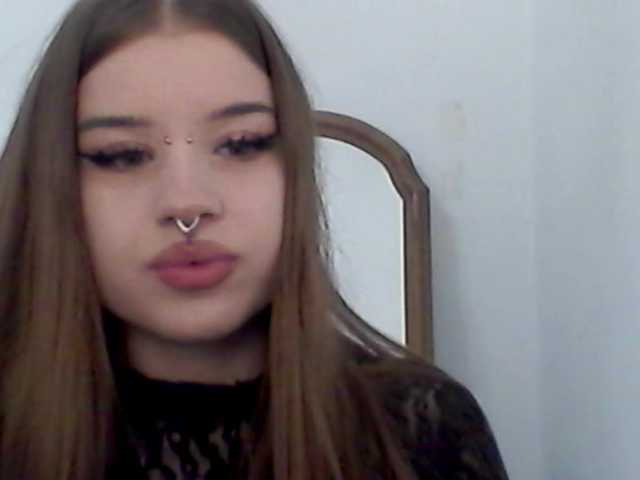 MollyLolly live cam on BongaCams