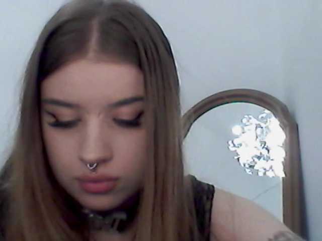 MollyLolly live cam on BongaCams