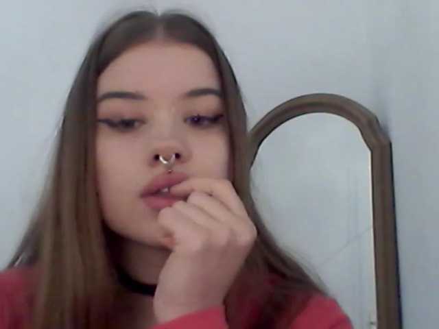 MollyLolly live cam preview