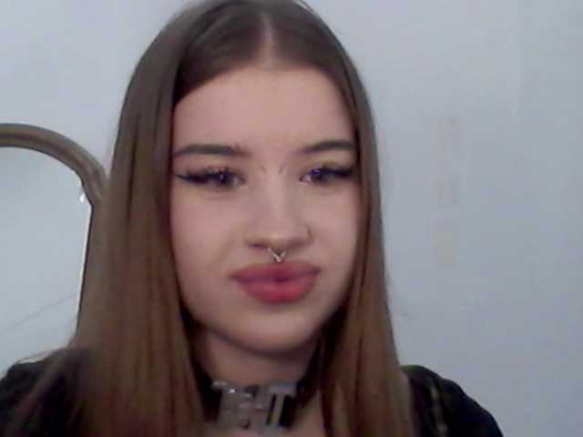 MollyLolly live cam on BongaCams