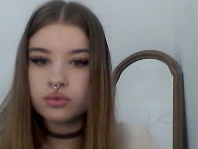 MollyLolly live cam on BongaCams