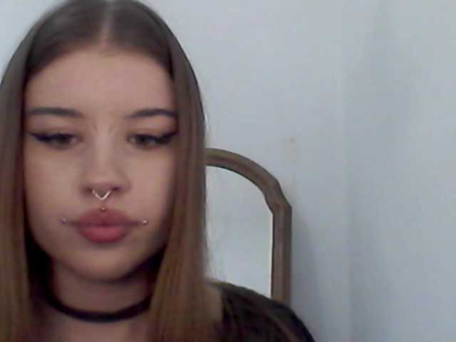 MollyLolly live cam on BongaCams