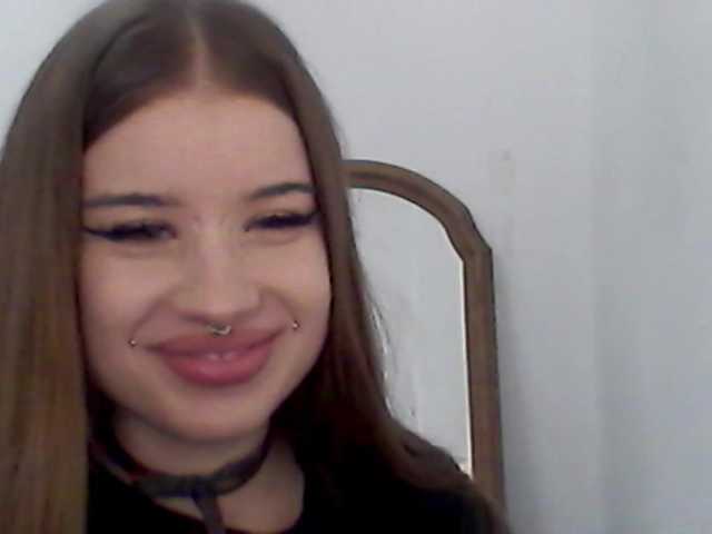 MollyLolly live cam on BongaCams