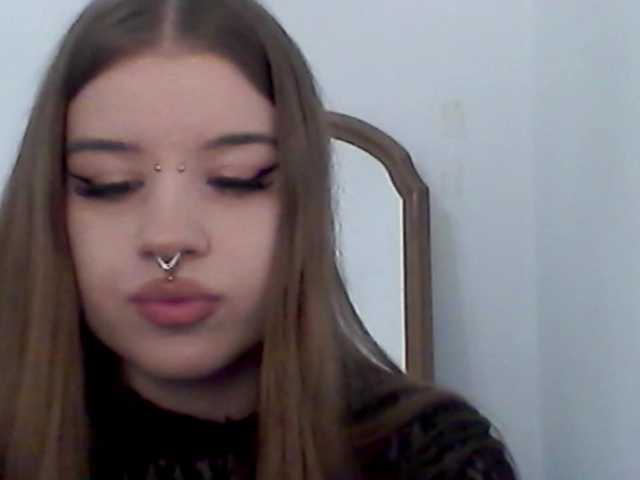 MollyLolly live cam on BongaCams