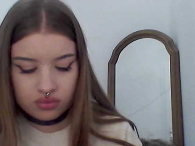 MollyLolly live cam on BongaCams