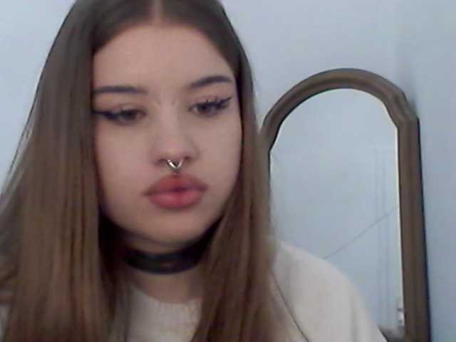 MollyLolly live cam on BongaCams