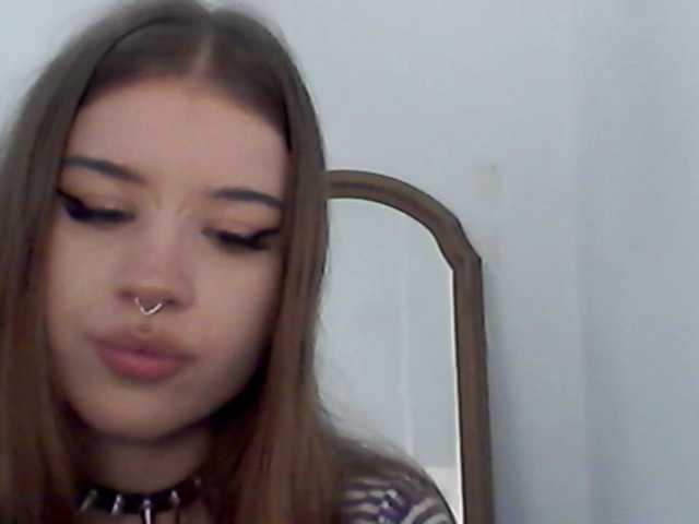 MollyLolly live cam on BongaCams