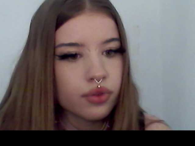 MollyLolly live cam on BongaCams