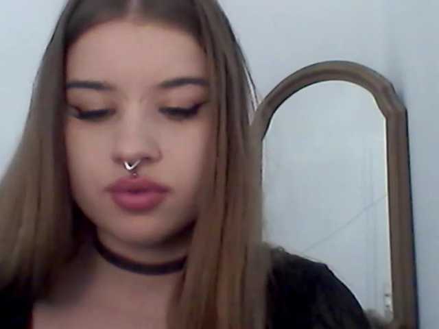 MollyLolly live cam on BongaCams