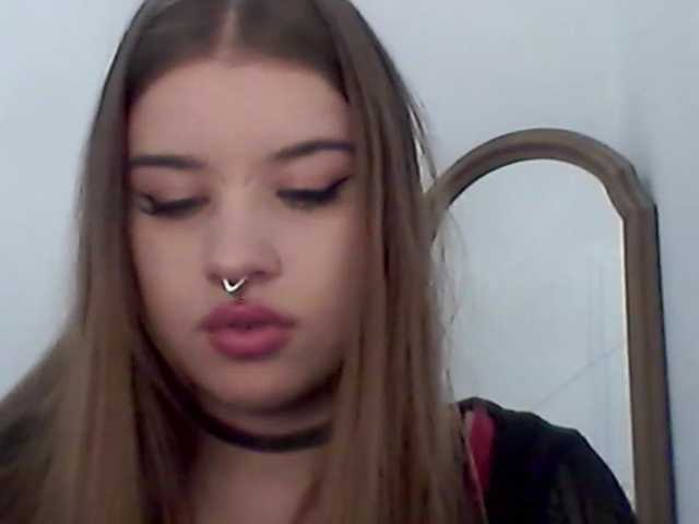 MollyLolly live cam on BongaCams