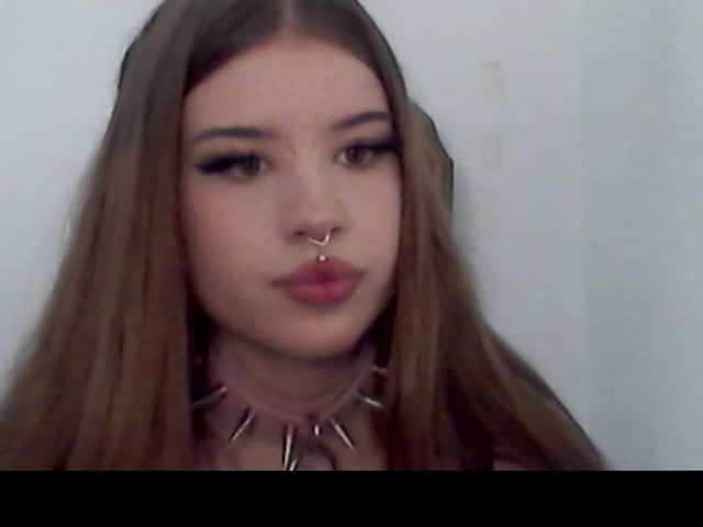 MollyLolly live cam on BongaCams