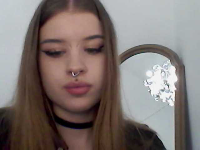 MollyLolly live cam on BongaCams