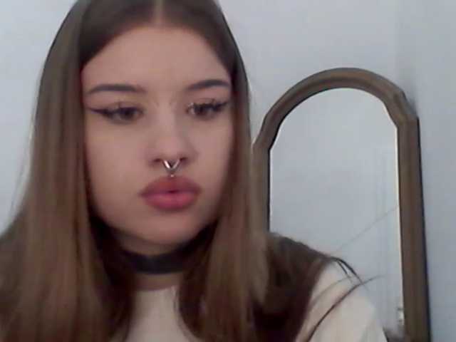 MollyLolly live cam on BongaCams