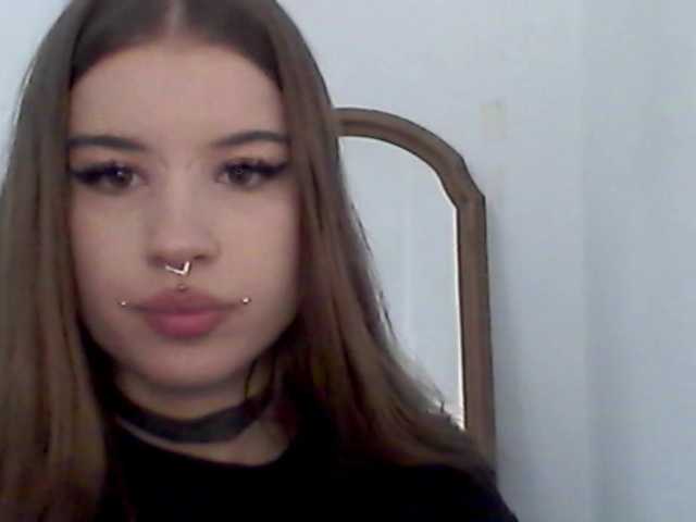 MollyLolly live cam on BongaCams