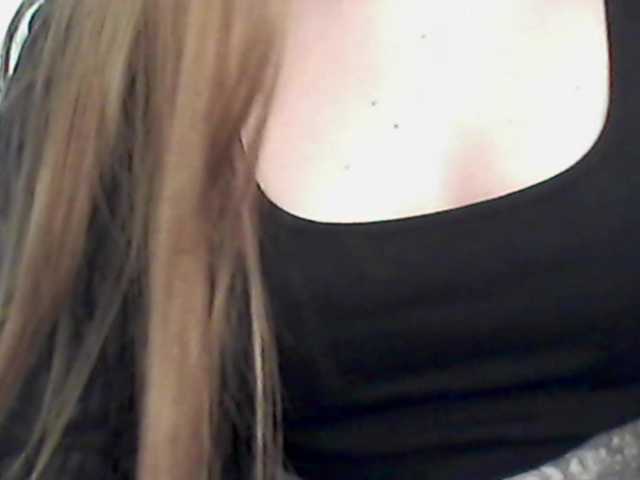 MollyLolly live cam on BongaCams
