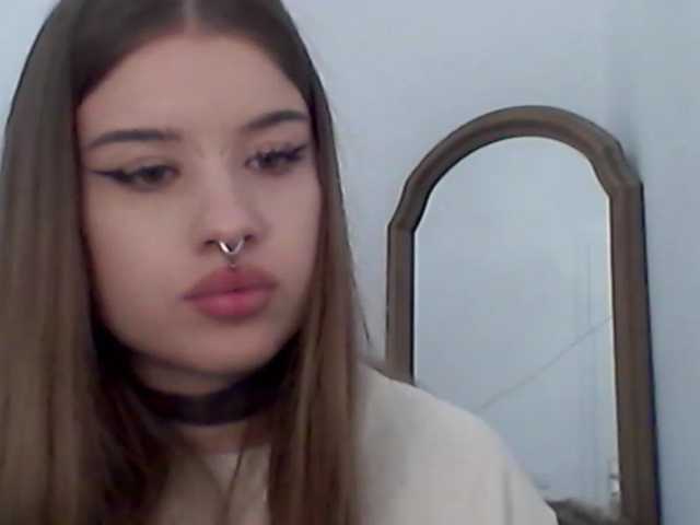 MollyLolly live cam on BongaCams