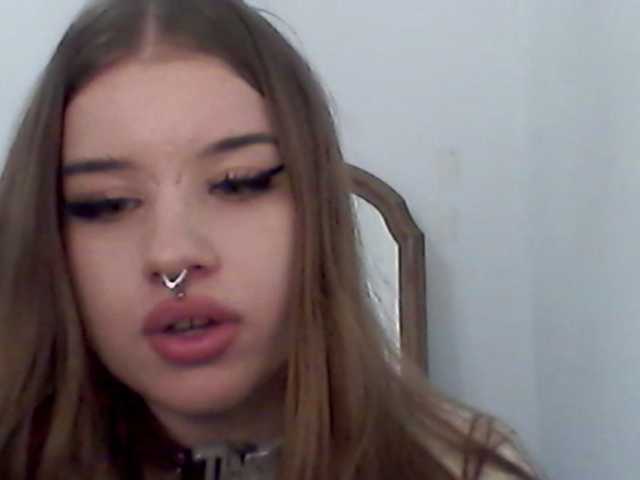 MollyLolly live cam on BongaCams