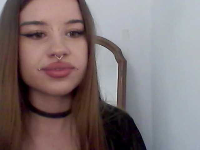 MollyLolly live cam on BongaCams