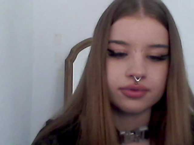 MollyLolly live cam on BongaCams