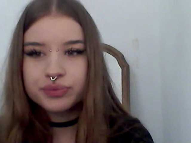MollyLolly live cam on BongaCams