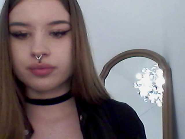 MollyLolly live cam on BongaCams