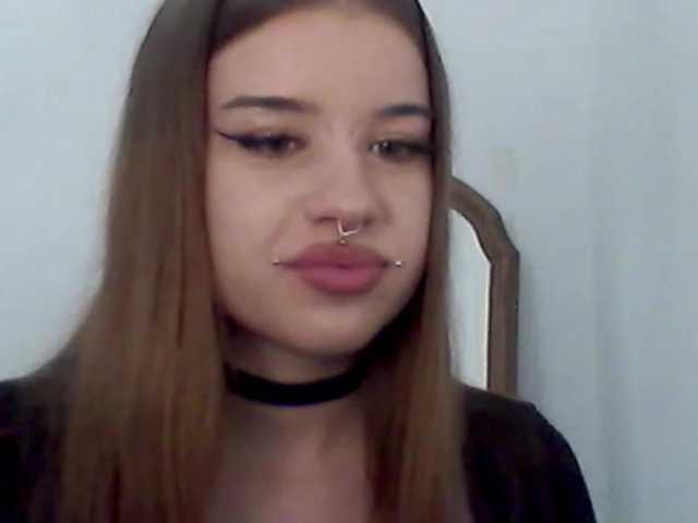 MollyLolly live cam on BongaCams
