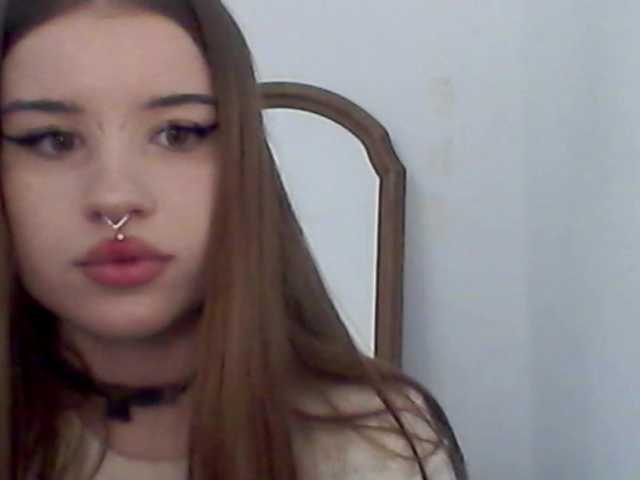 MollyLolly live cam on BongaCams