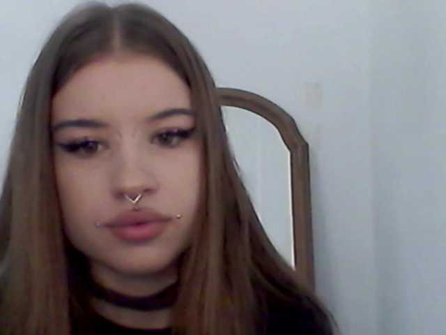 MollyLolly live cam on BongaCams