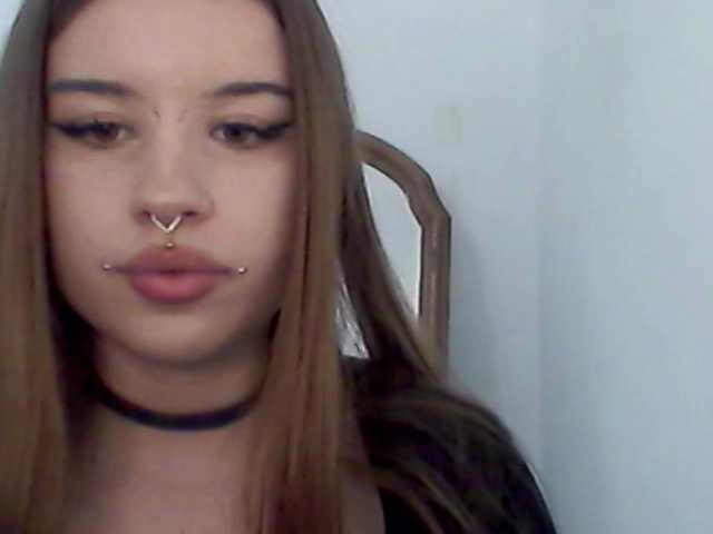 MollyLolly live cam on BongaCams