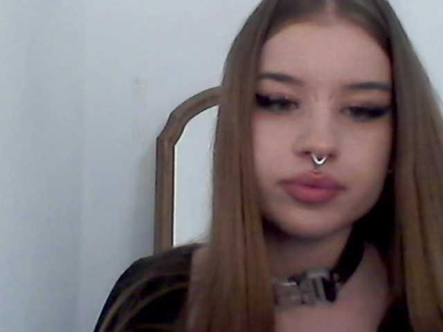 MollyLolly live cam on BongaCams