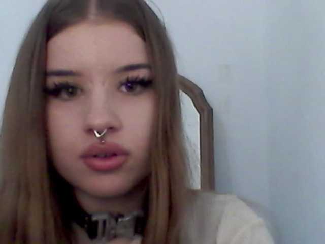 MollyLolly live cam on BongaCams