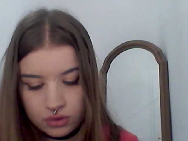 MollyLolly live cam preview